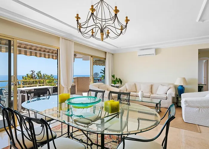Spacious Apart With Large Terrace,5 Min Beach