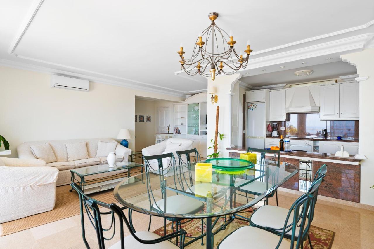 Spacious With Large Terrace,5 Min Apartment *